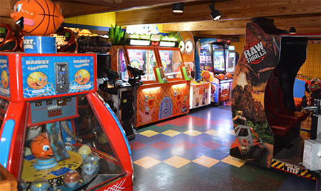 Big John's Family Fixin's Prize Arcade